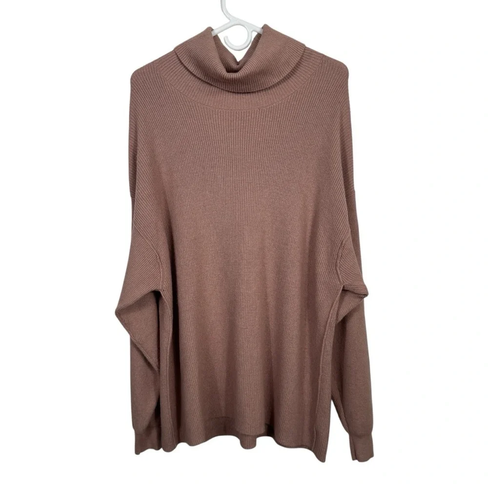 Free People Softly Structured Ribbed Tunic Sweater in Dusty Mauve, Size M